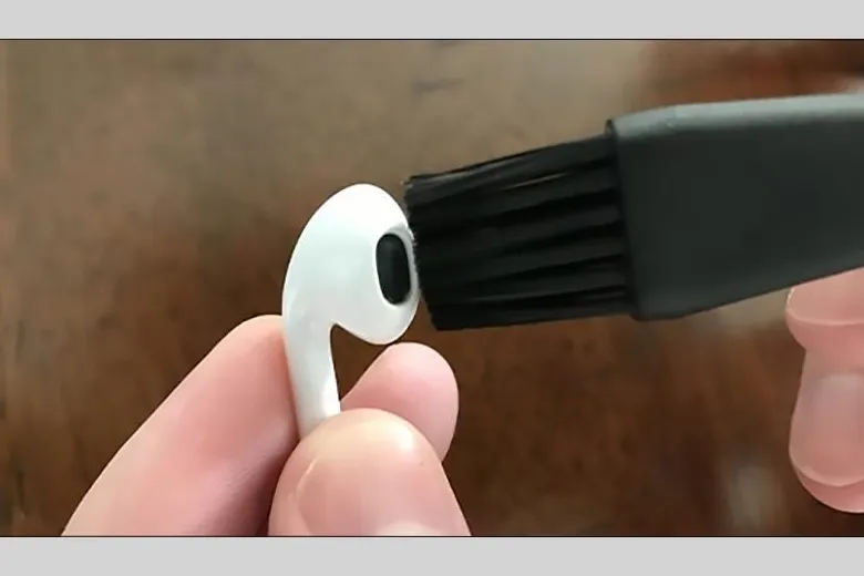 6 Cách khắc phục lỗi tai nghe AirPods bị rè siêu đơn giản, hiệu quả mà bạn không thể bỏ qua