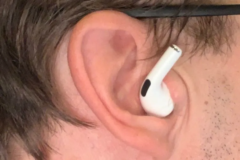 Cách đeo AirPods không bị rơi, không bị đau đúng chuẩn nhất