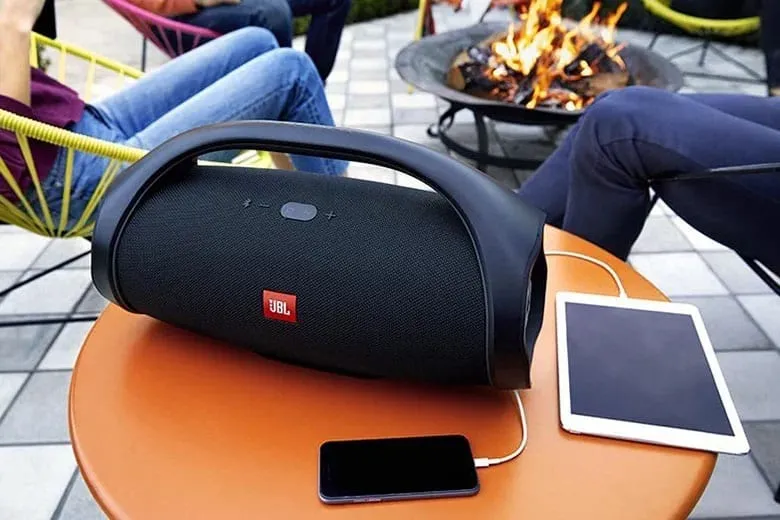 Cách kết nối loa JBL với điện thoại dễ dàng cho người mới