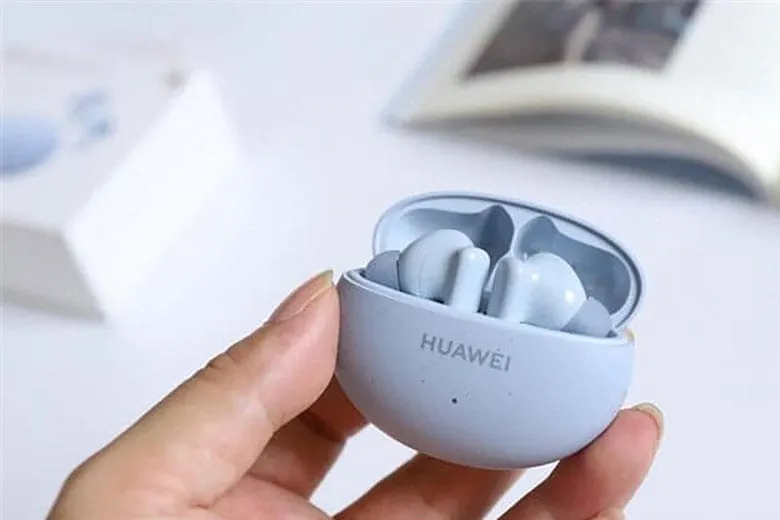 Cách sử dụng tai nghe Huawei FreeBuds 5i kết nối với điện thoại