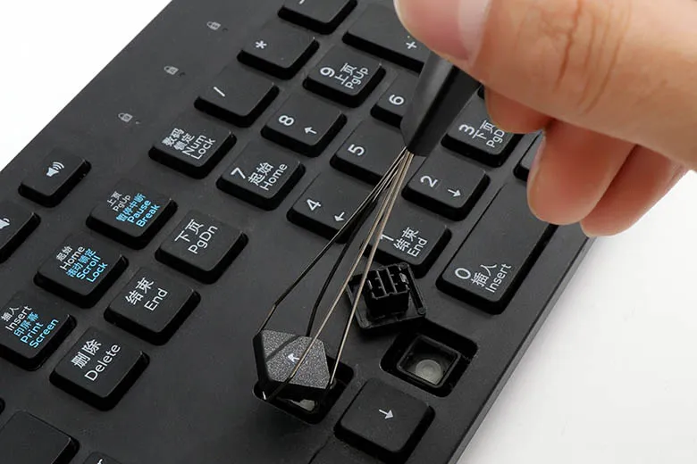 Cách vệ sinh bàn phím laptop, keycaps sạch bụi bẩn, chống liệt phím an toàn đúng cách nhất