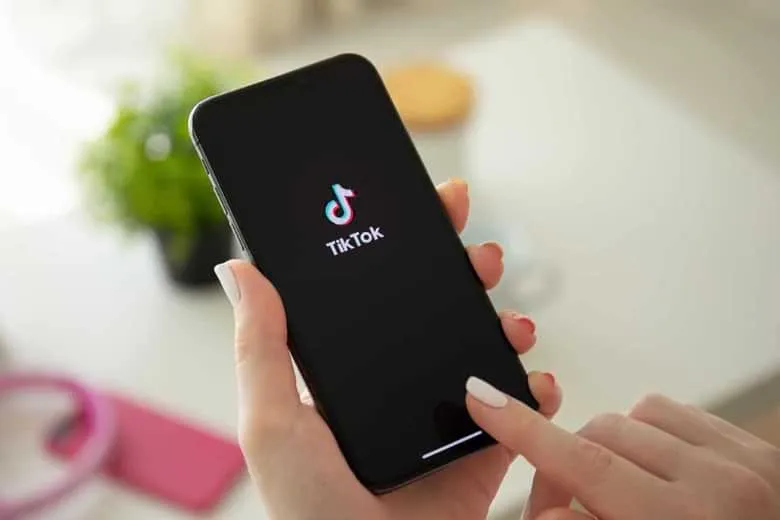 Hướng dẫn 6 cách đổi tên trên TikTok bằng điện thoại, máy tính để giúp bạn tạo nét đặc trưng riêng