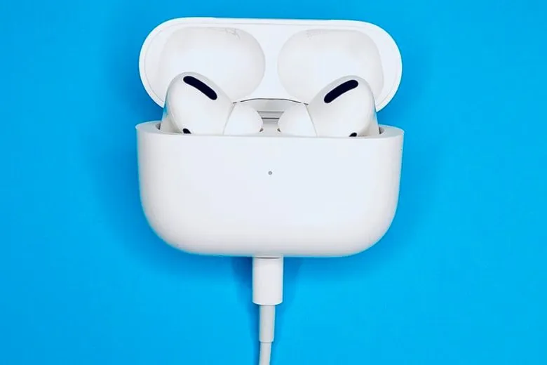 Hướng dẫn Cách sạc AirPods 2, 3, Pro đúng cách tăng tuổi thọ pin