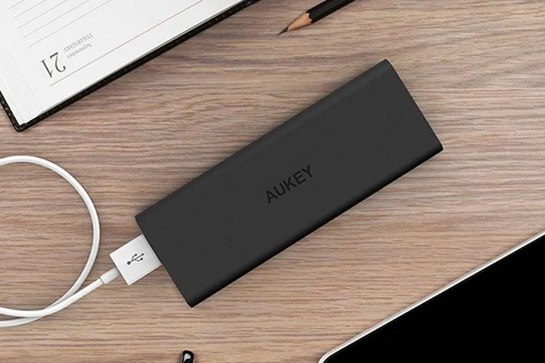 Hướng dẫn kiểm tra pin dự phòng Aukey chính hãng cực đơn giản