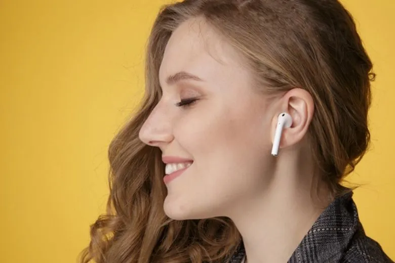 Tổng hợp những cách đeo tai nghe Bluetooth, áp dụng cho mọi loại thiết bị